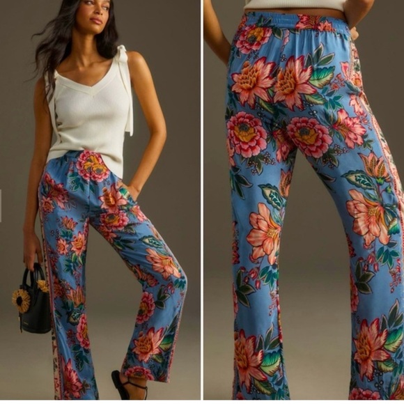 FARM Rio Pants - NWT SOLD OUT Anthropologie FARM Rio Wonderful Bouquet Pants Floral Resort M